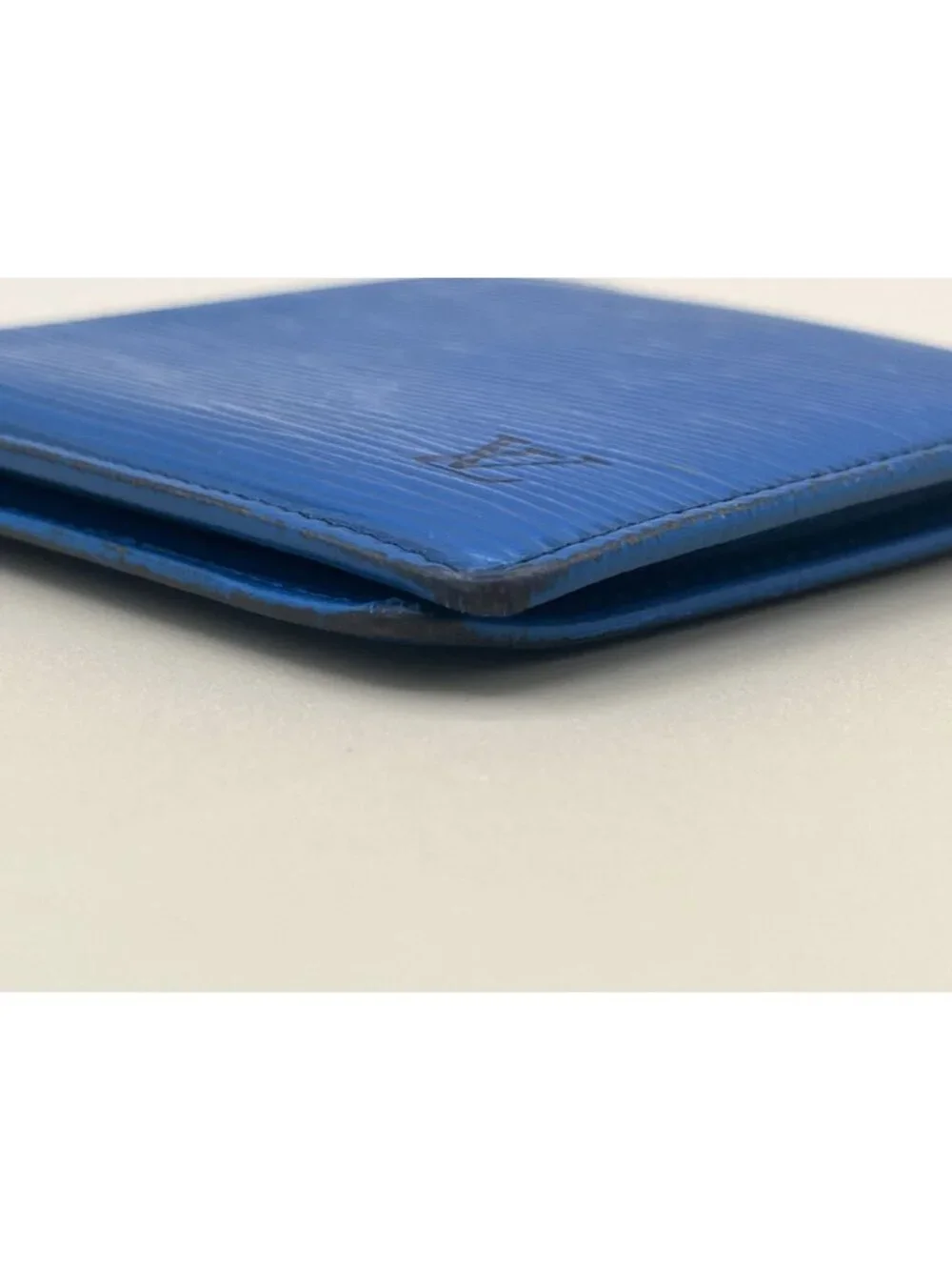 Louis Vuitton Blue Epi Leather Bifold Wallet With Coin Pocket